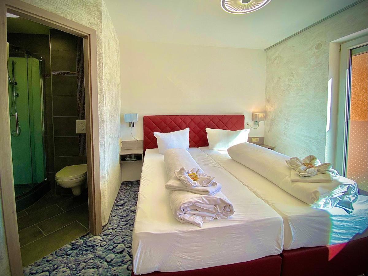 Meister Baer Hotel Wettiner Hof Глаухау Екстериор снимка