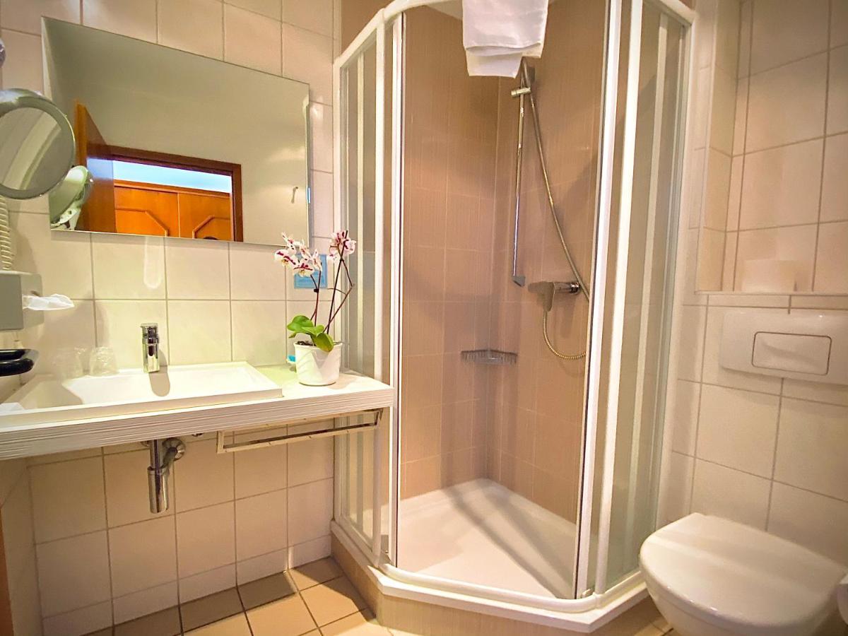 Meister Baer Hotel Wettiner Hof Глаухау Екстериор снимка