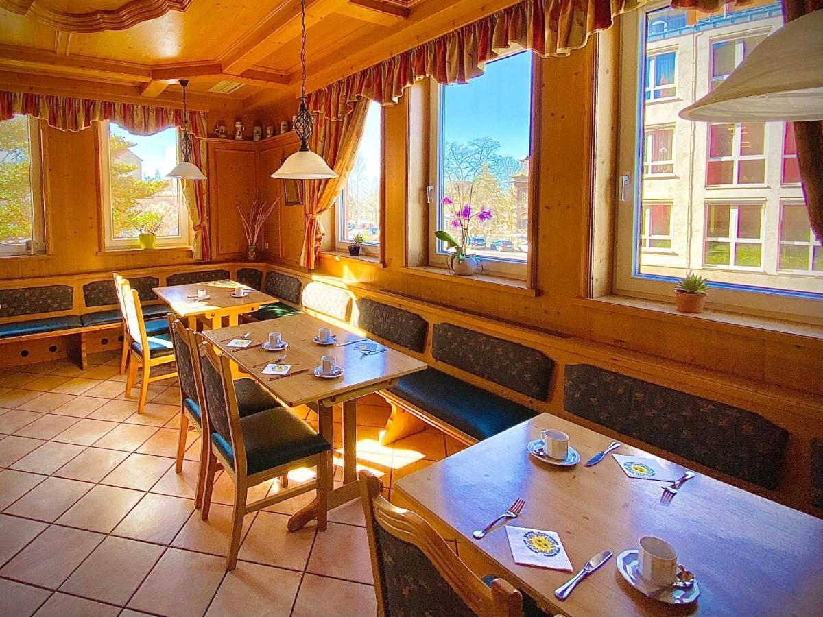 Meister Baer Hotel Wettiner Hof Глаухау Екстериор снимка