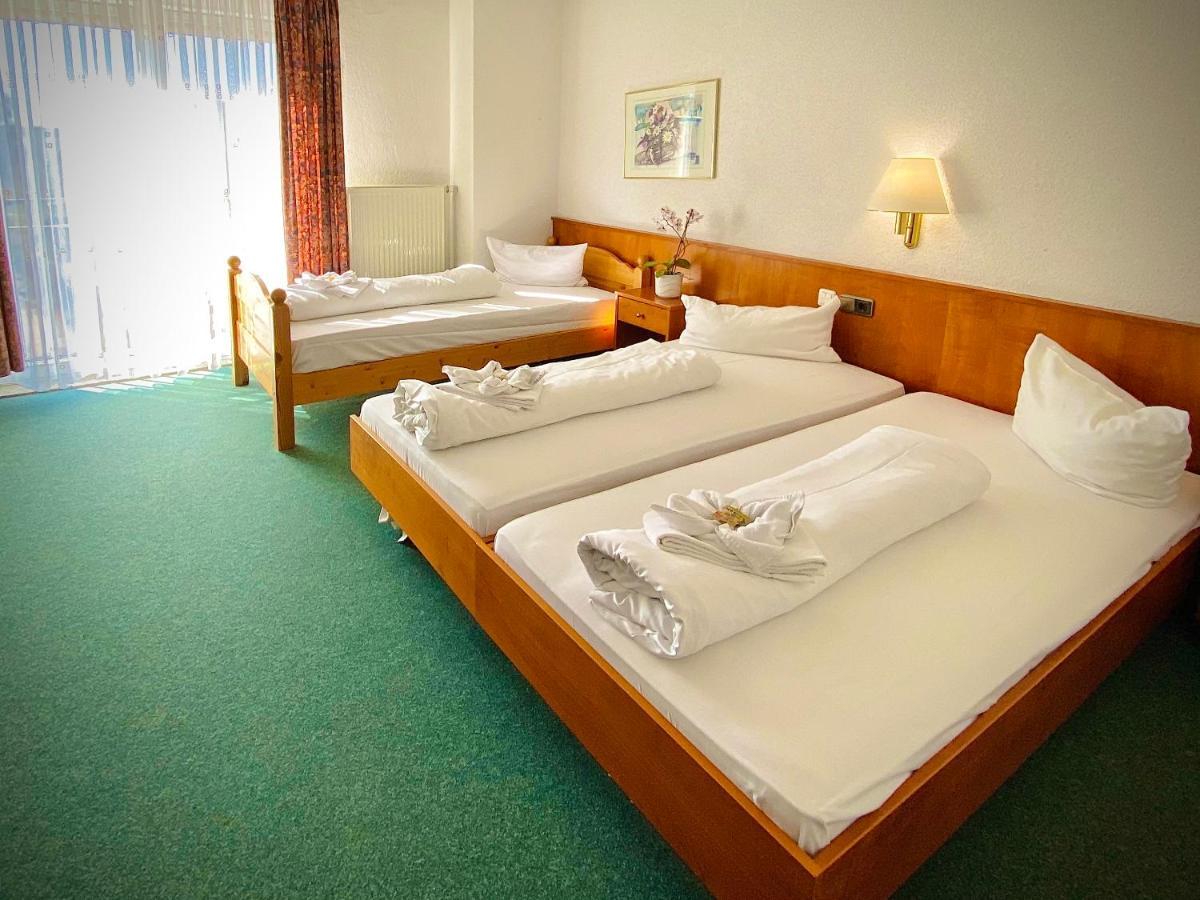 Meister Baer Hotel Wettiner Hof Глаухау Екстериор снимка