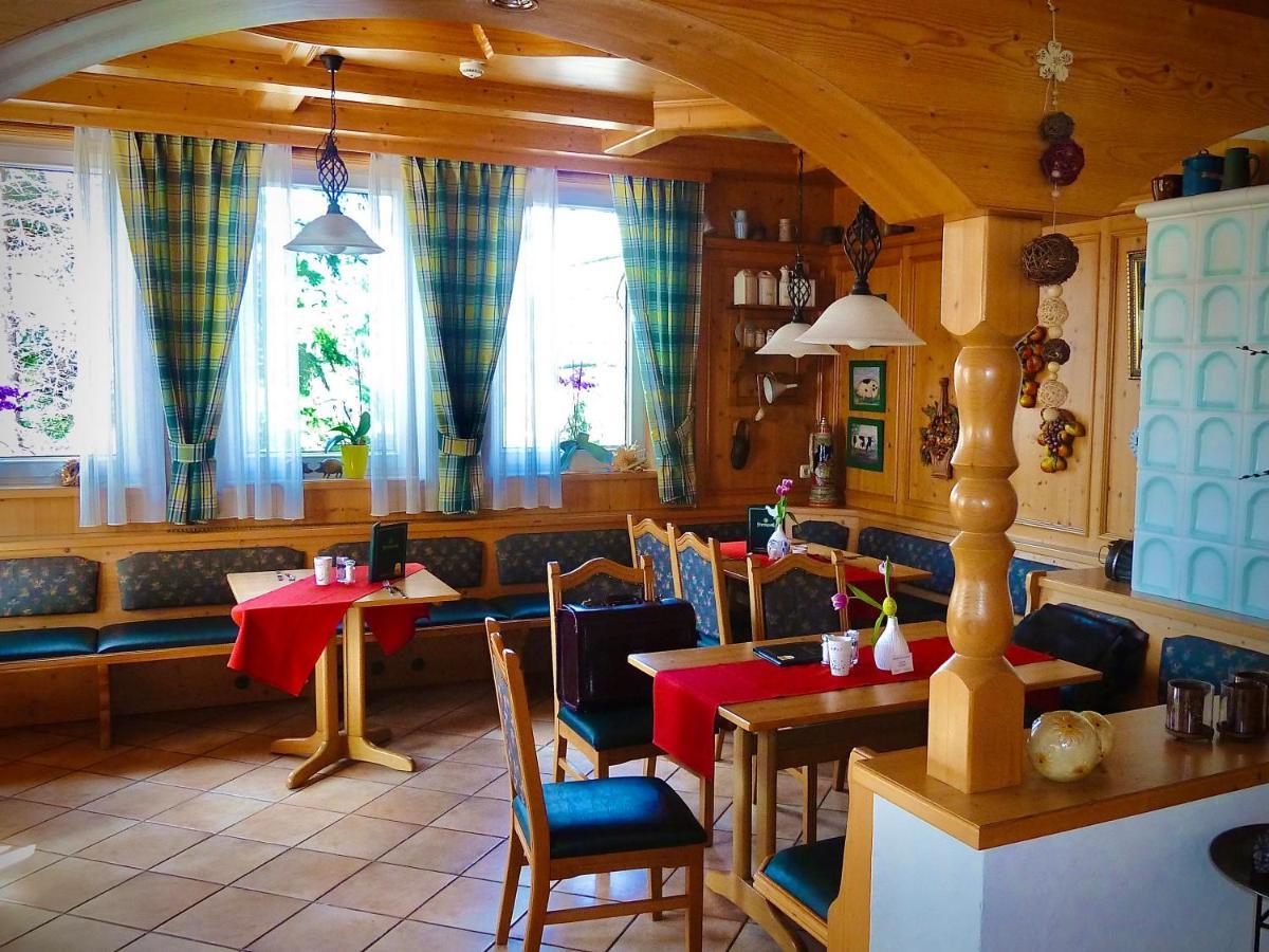 Meister Baer Hotel Wettiner Hof Глаухау Екстериор снимка